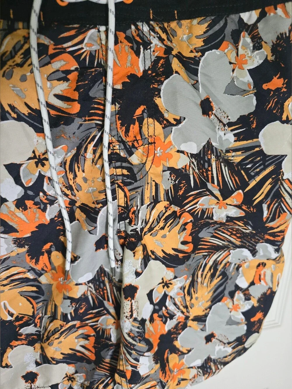 Goodfellow & Co Mens Floral Swimwear Boardshorts with Lining Medium Trunks